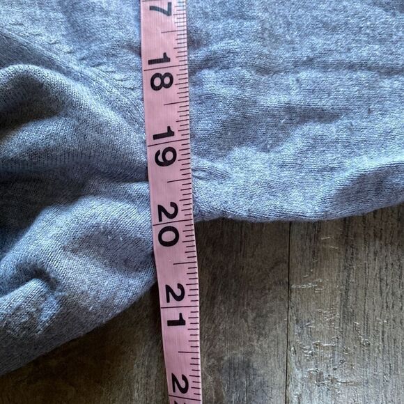 Fabletics Yukon Soft Brushed Fleece Hoodie Dress with Kangaroo Pocket – Medium - Picture 6 of 14